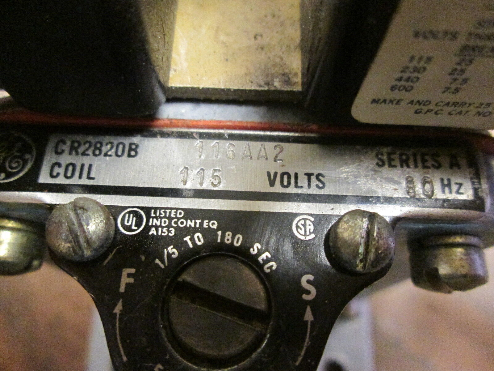 GE Time Delay Relay CR2820B116AA2 115V Coil 60Hz Delay: 1/5-180sec Used