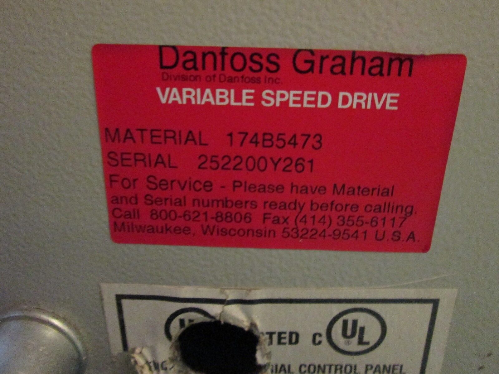 DanFoss VLT2800 AC Drive 174B5473 15HP 460V Used