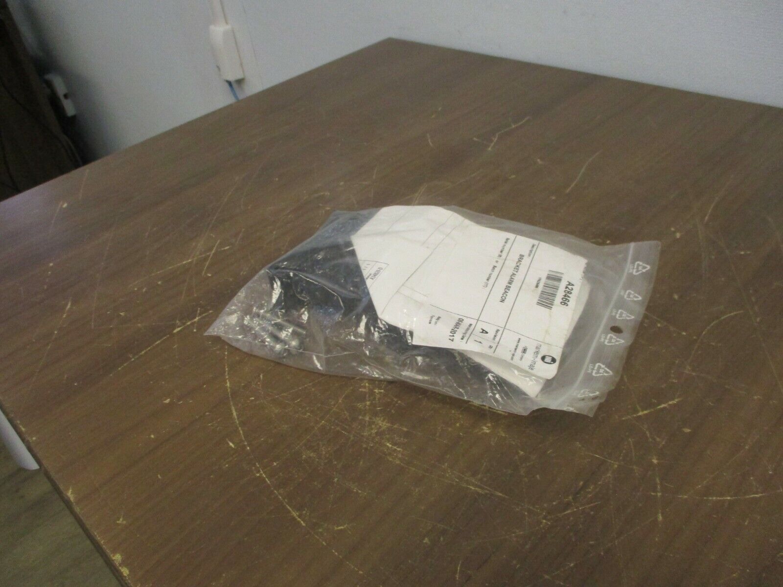 Markem-Imaje Alarm Beacon Bracket A28466 Rev. A New Surplus