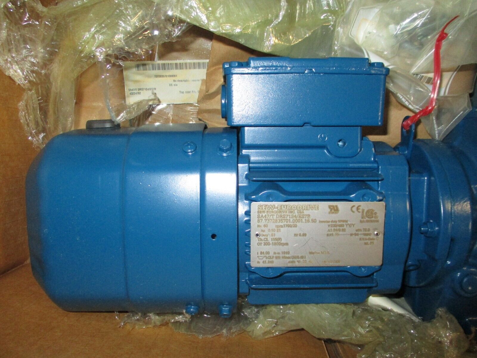 SEW-EURODRIVE Gearmotor SA47/T DRS71S4/ES7R 0.50HP 230/460V 1.84/0.92A 60Hz 3Ph