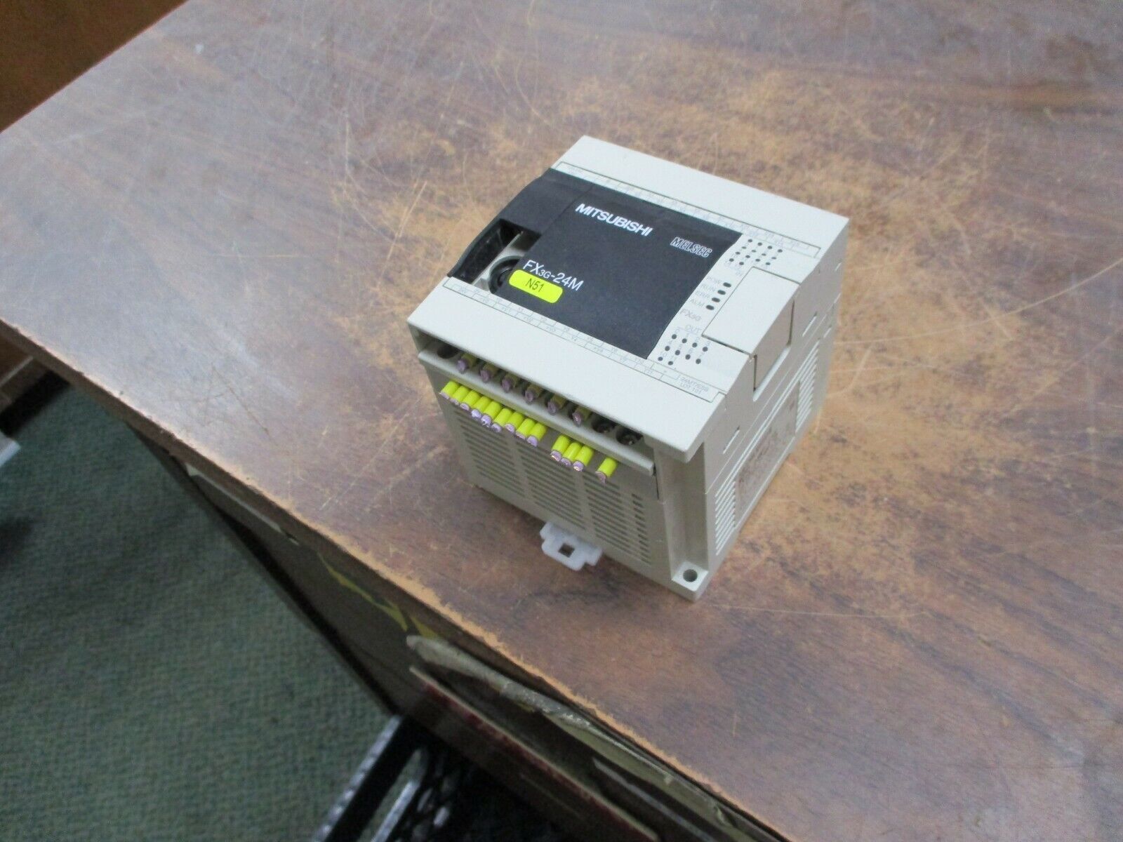 Mitsubishi Power Supply FX3G-24MT/ESS Input: 100-240VAC, 50/60Hz, 32W Used