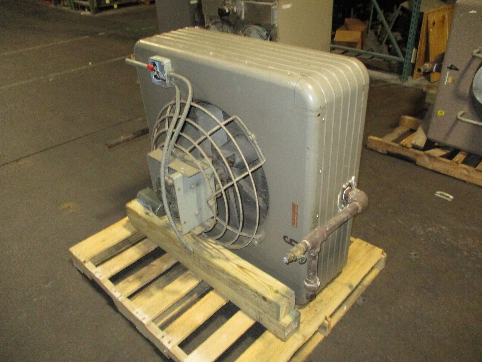 Modine Steam Heater 1110 1H14252D *Missing (1) Vent Fin* Used
