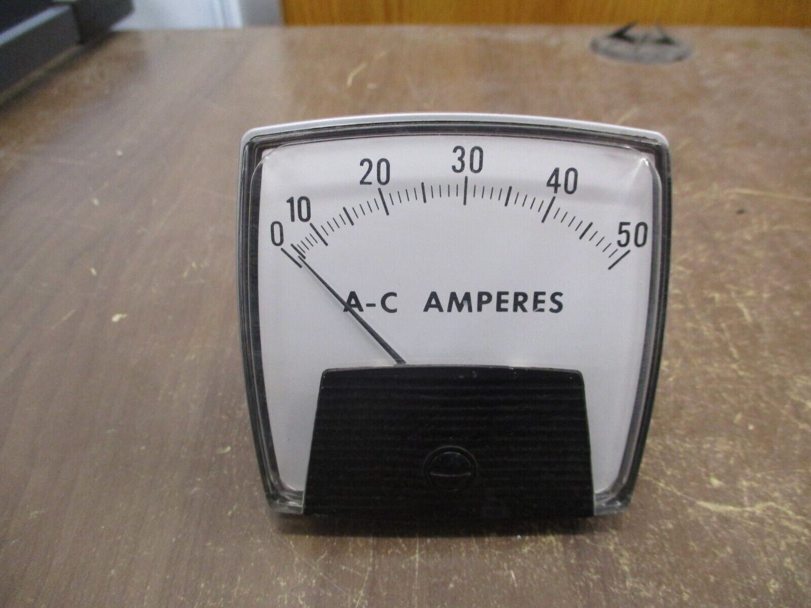Calibron Instruments AC Ammeter 250-340-LSNT Range: 0-50A Used