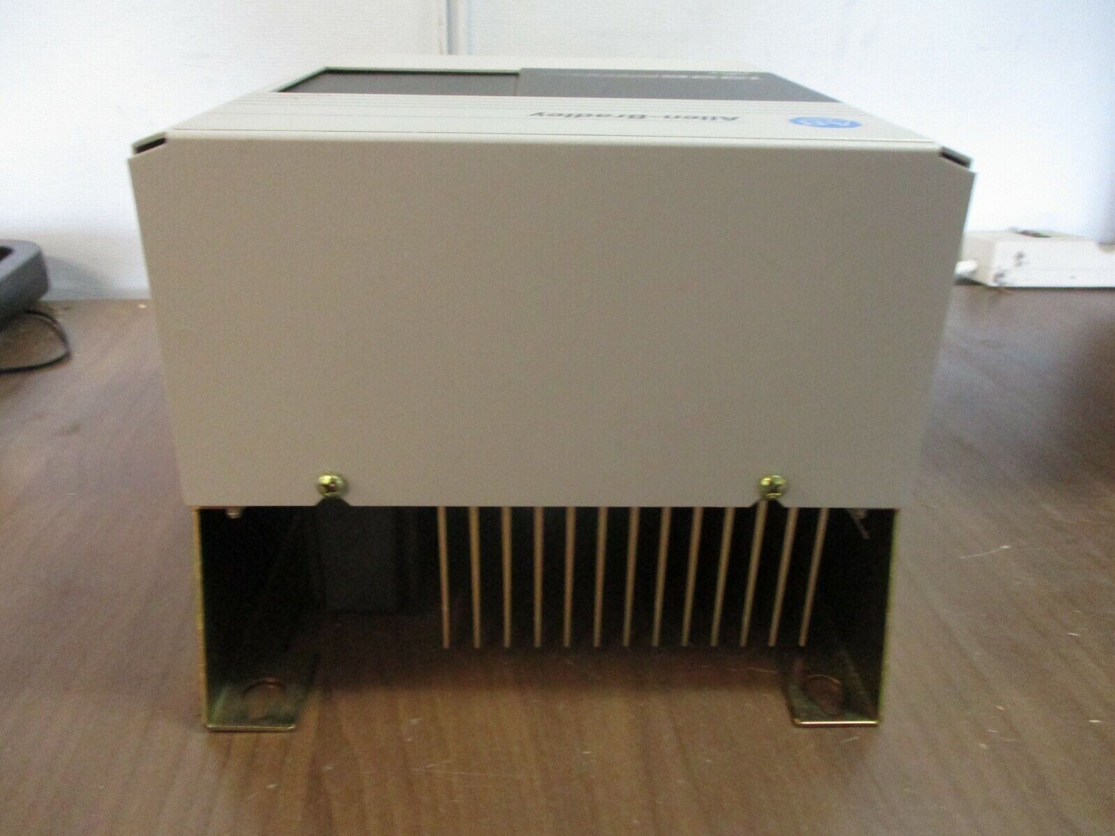 Allen-Bradley 1336E AC Drive 1336E-BRF30-AE-EN Ser. D 3HP 380-480VAC 513-620VDC