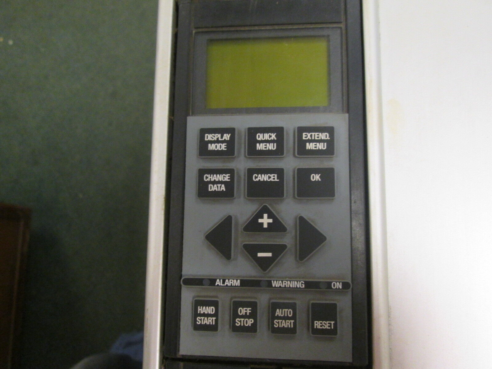 DanFoss VLT 6062 AC Drive 175Z7371 60HP Used