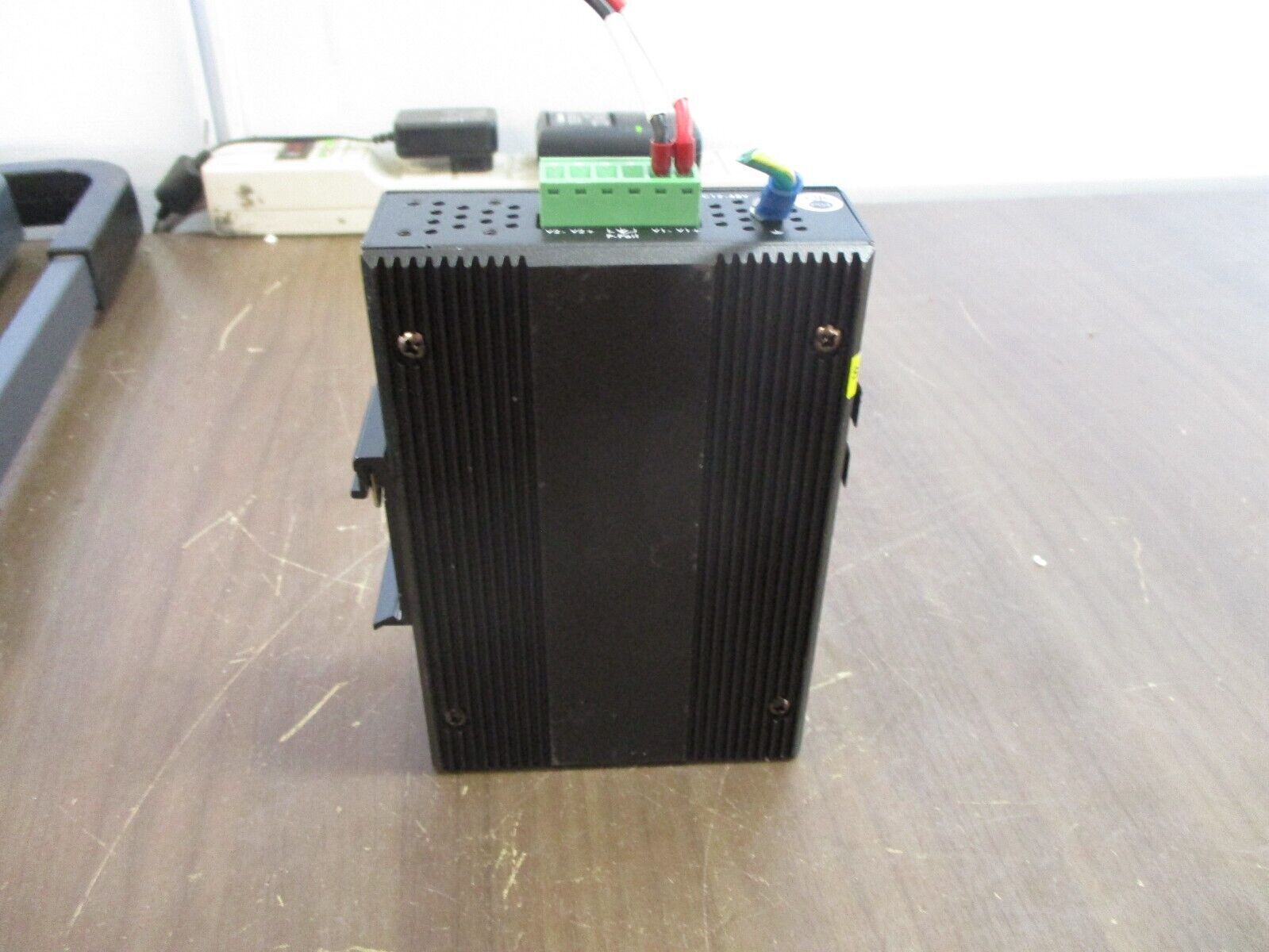 Advantech Ethernet Switch EKI-2525 5-Port Unmanaged 12-48VDC 1.5A Used