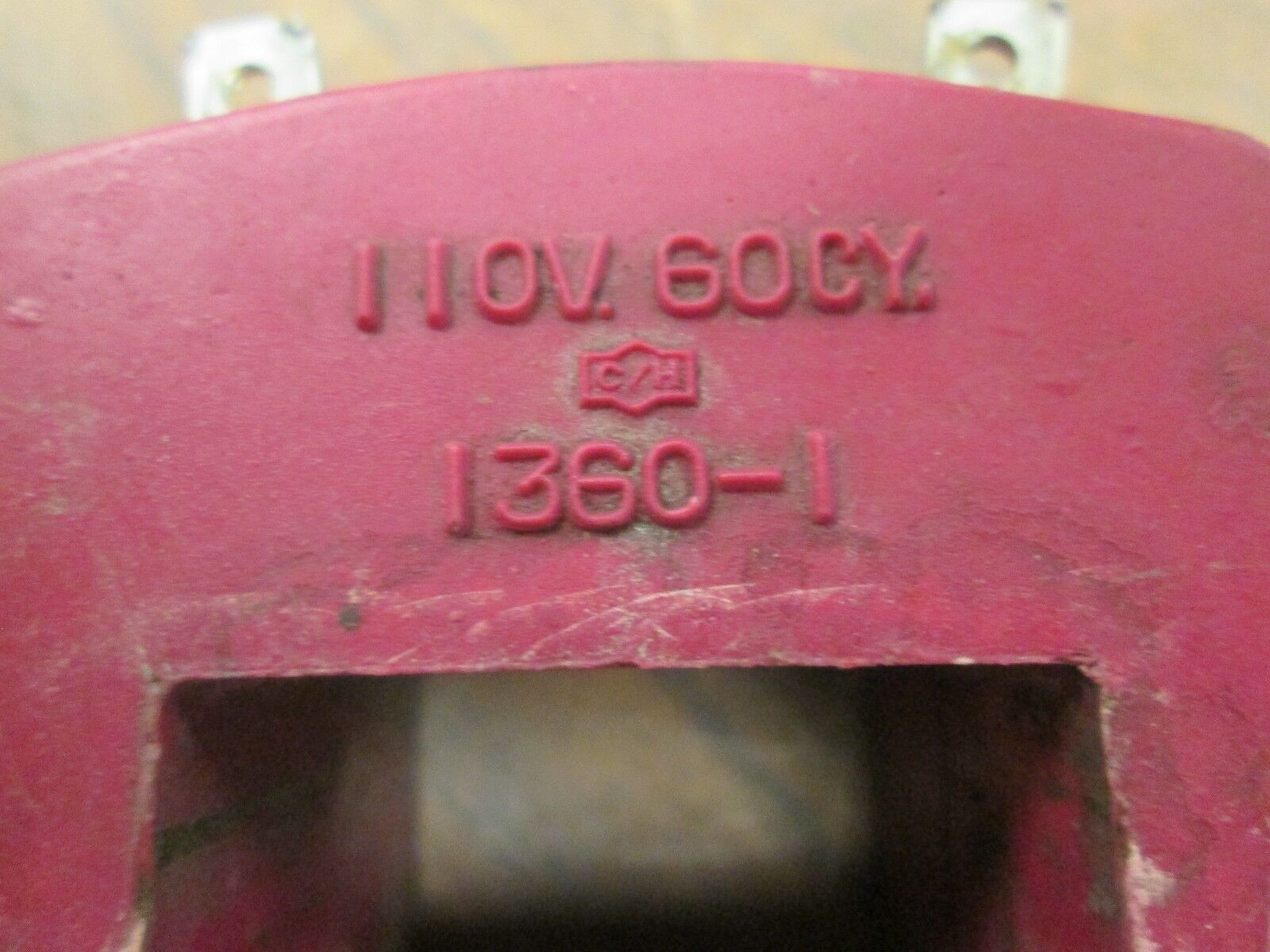 Cutler-Hammer Coil 1360-1 110V 60Hz *No Terminal Screws* Used