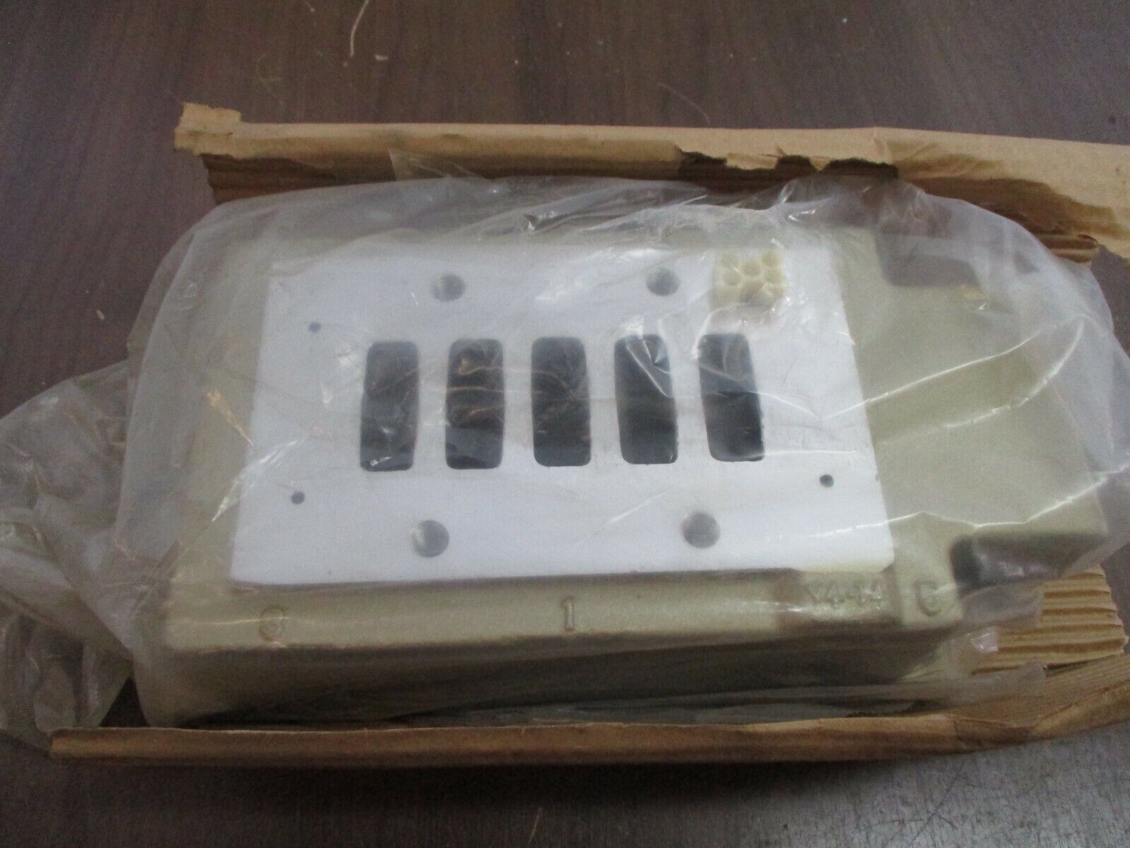 Ross Sub-Base Assembly 364B91 New Surplus