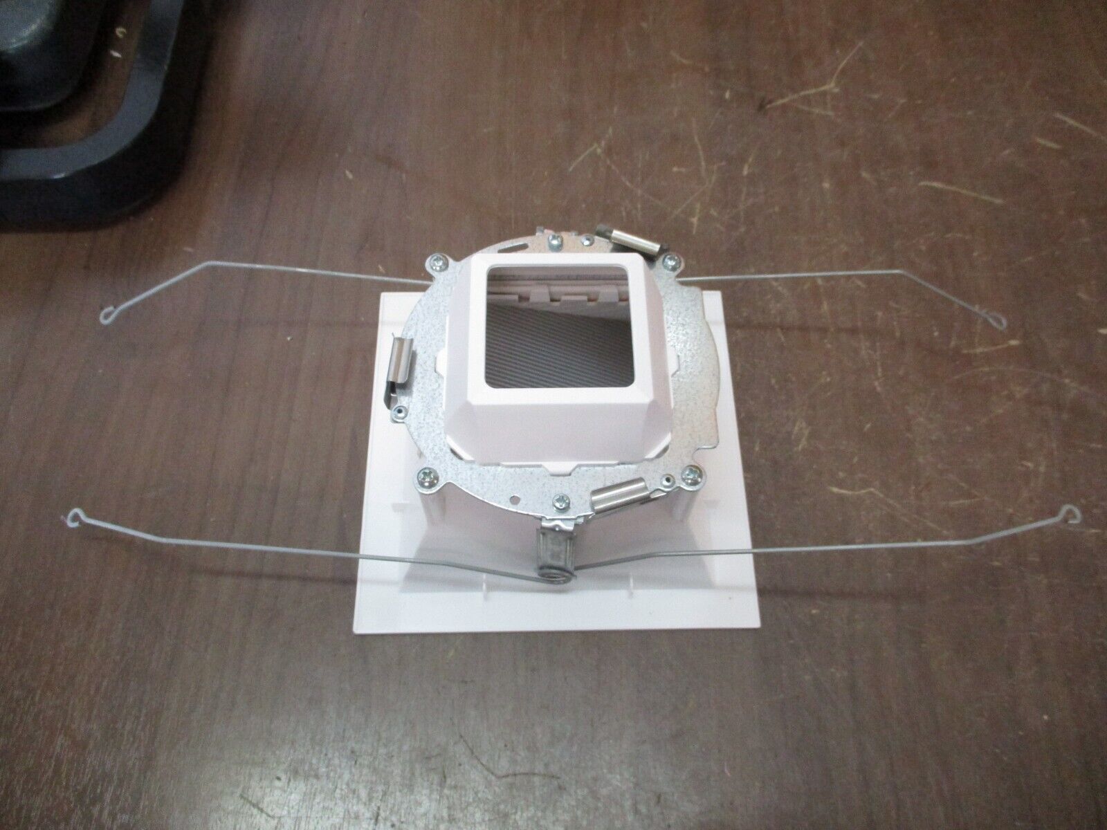 Eaton Halo Commercial Wall Wash Trip 41SWWMW 4" Deep Matte White *Box of 6*