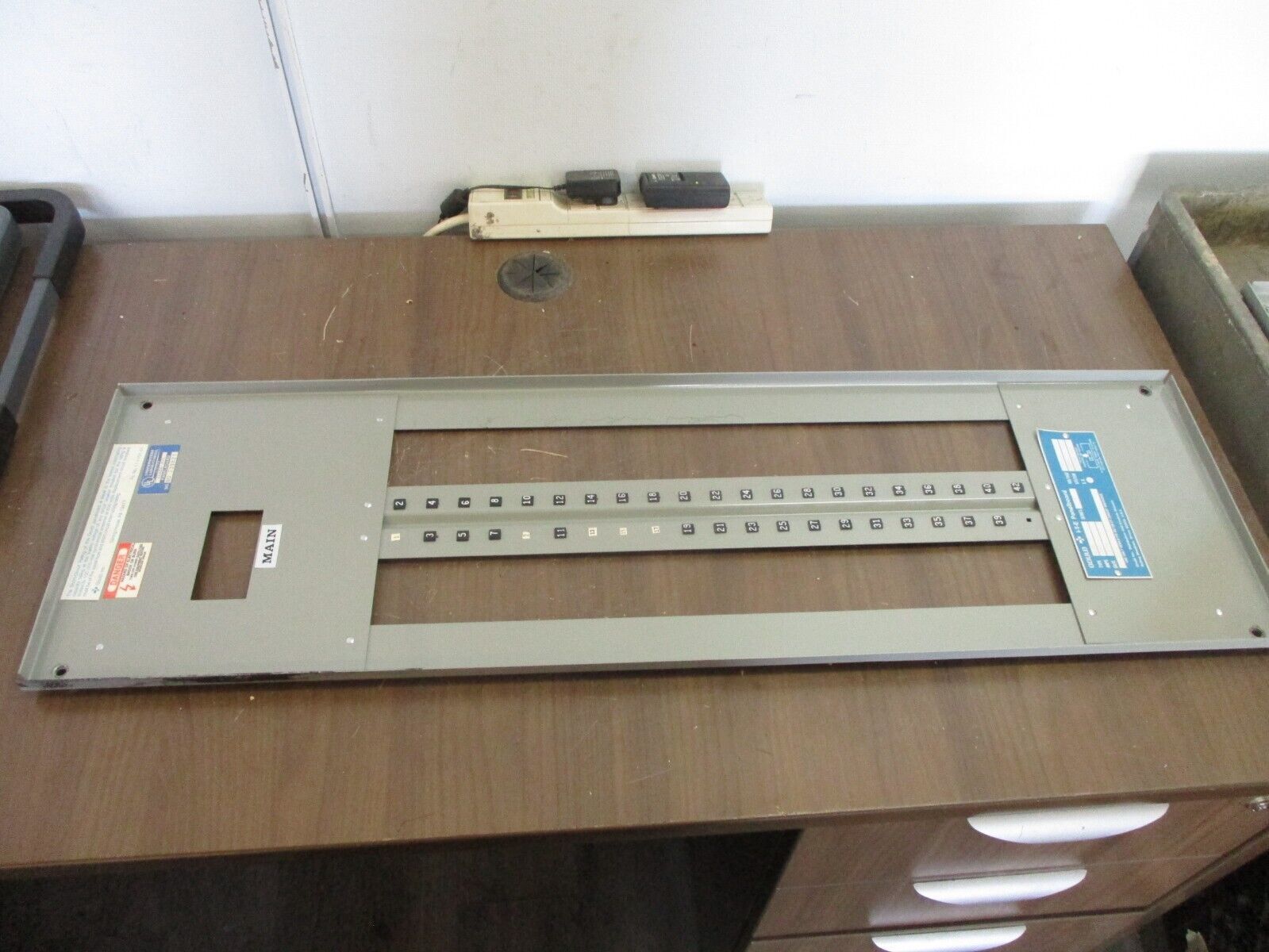 Gould ITE Panelboard Deadfront NLAB 42-Slot Size: 36.5" x 11.25" Used