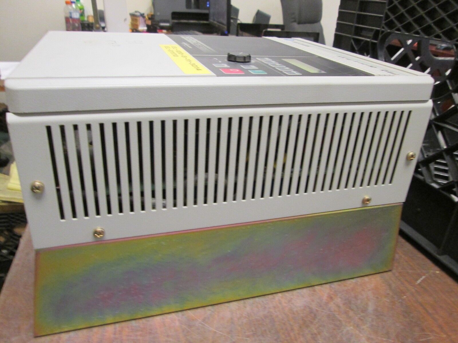 Allen-Bradley 1336 Plus II AC Drive 1336F-BRF100-AA-EN 10HP 3Ph Used