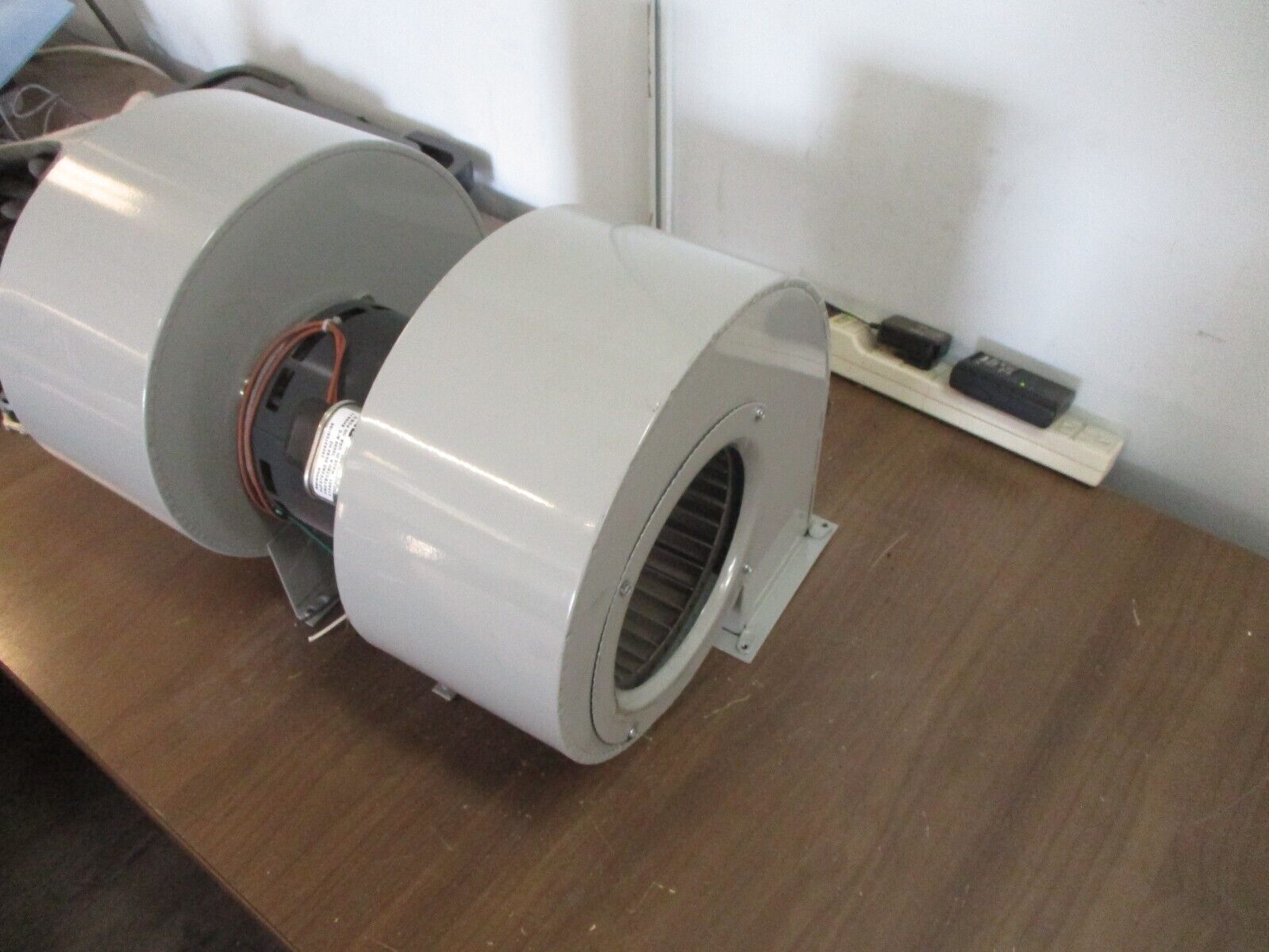 Kooltronic Dual Blower KBB67-67-102*4 Rev. 4 115V 50/60 Hz Used