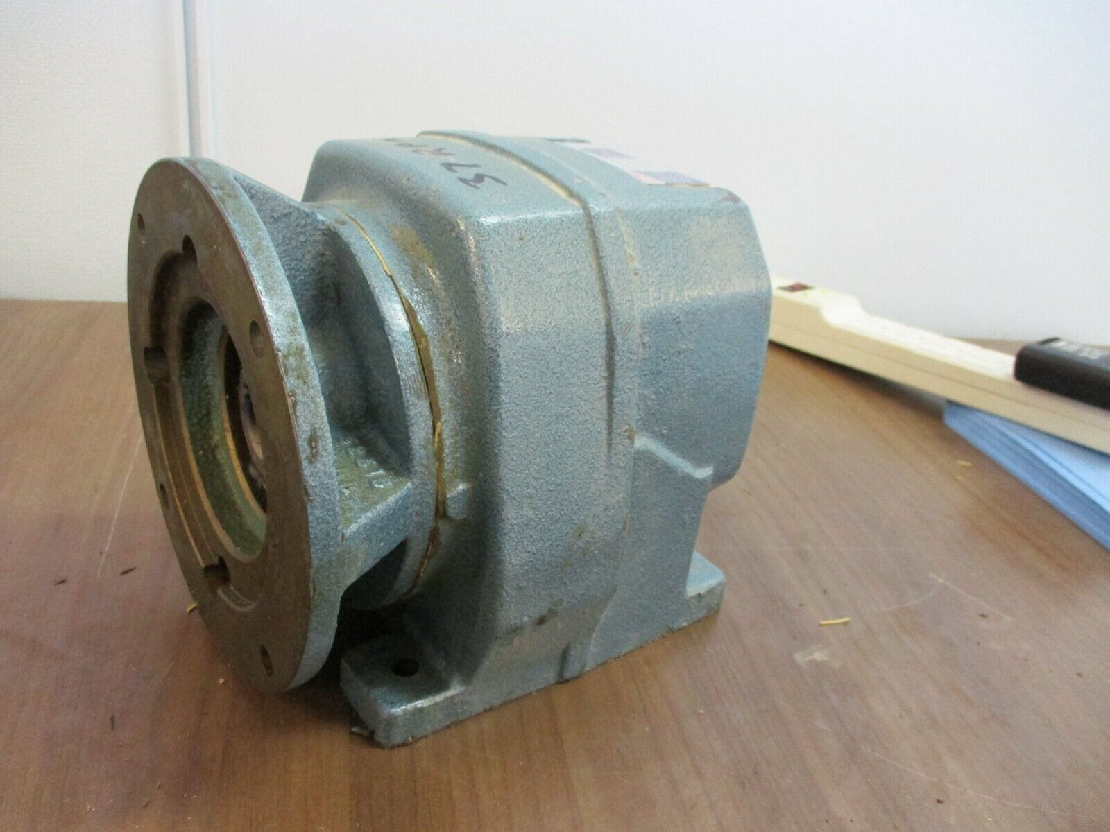David Brown Series M Radicon Gear Reducer M042050.BANW Ratio 47.09:1 Used