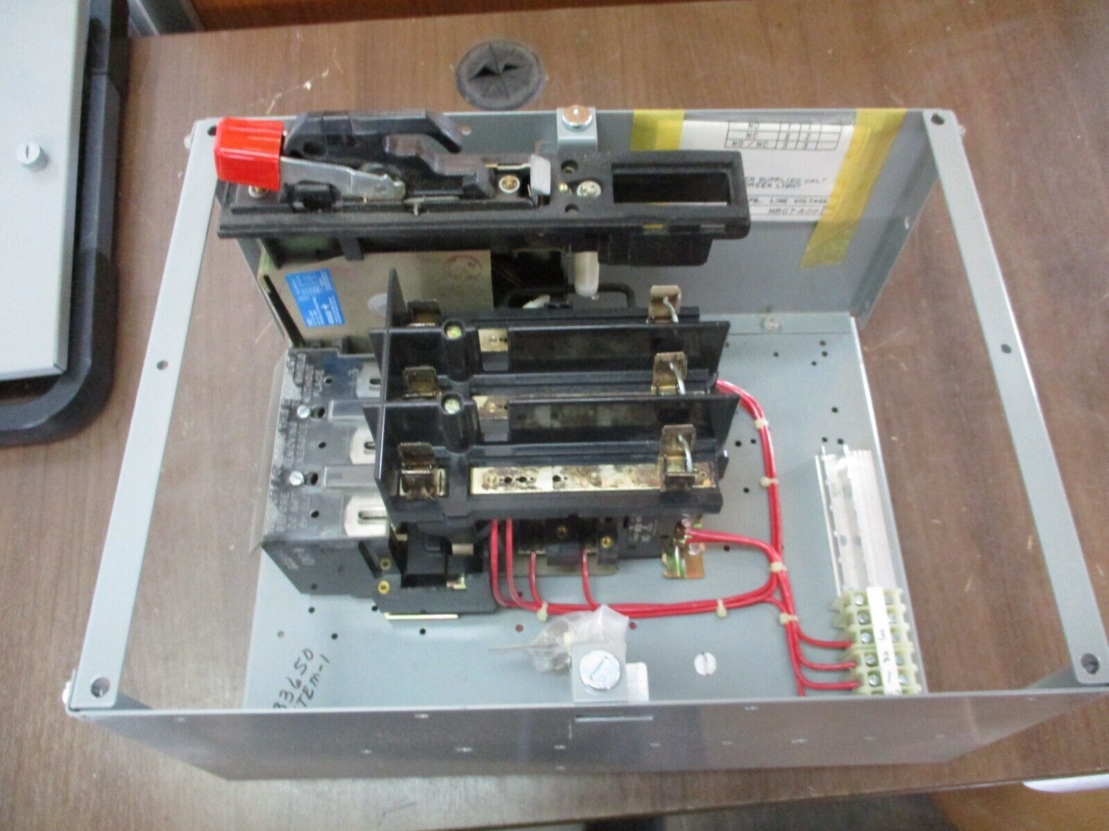 Gould Motor Control Center 5641-FVNR Size 1 480V Coil Fusible Disconnect