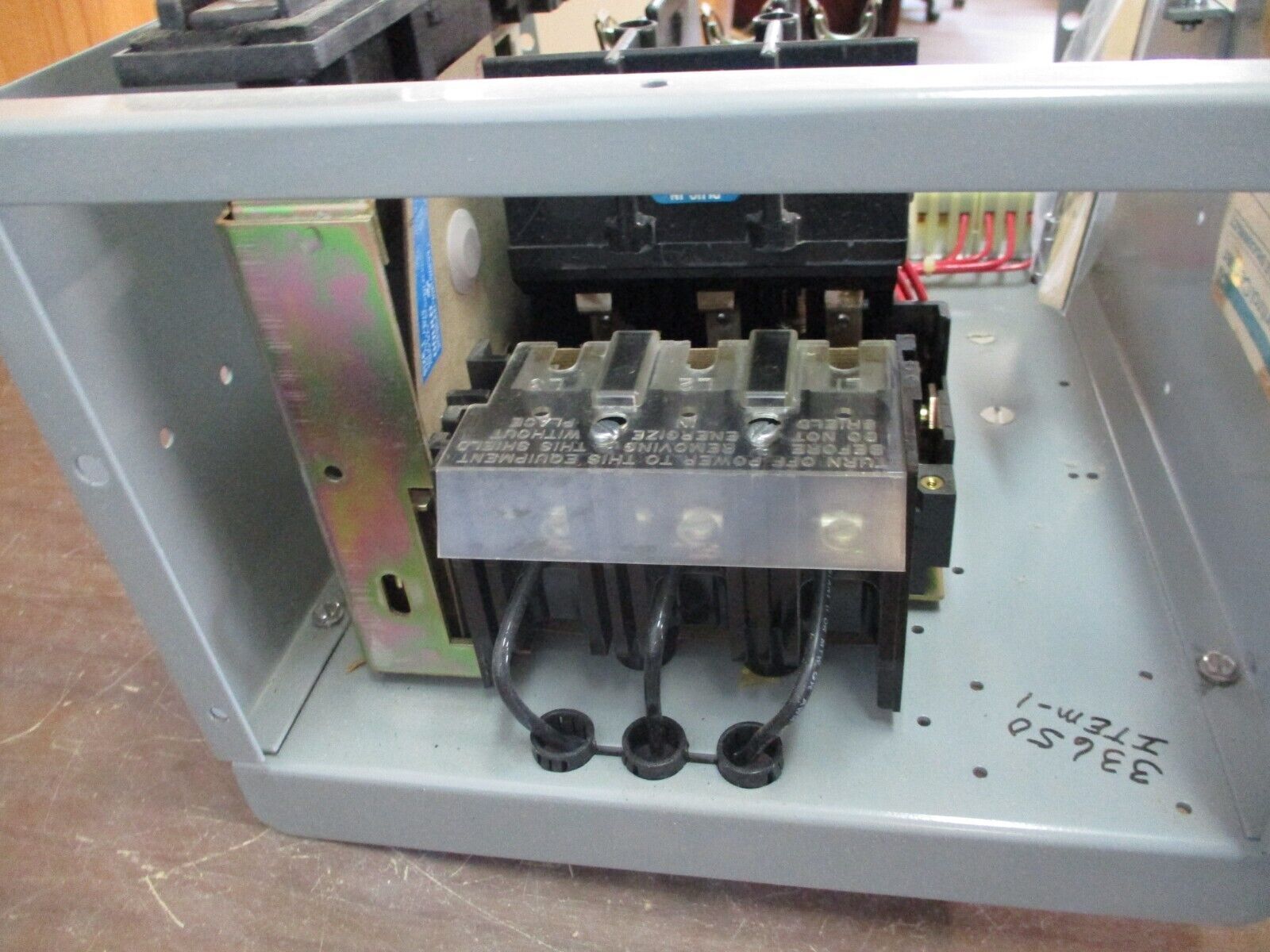 Gould Motor Control Center 5641-FVNR Size 1 480V Coil Fusible Disconnect