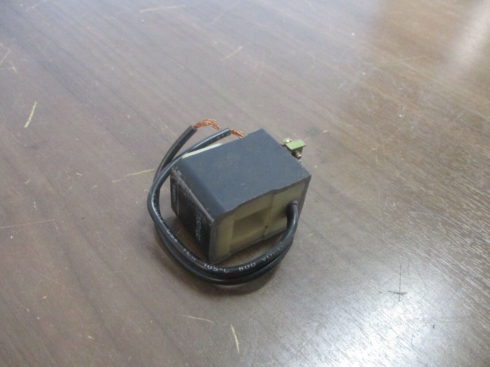 GE Magnetic Coil 15D1G002 115V 60Hz New Surplus