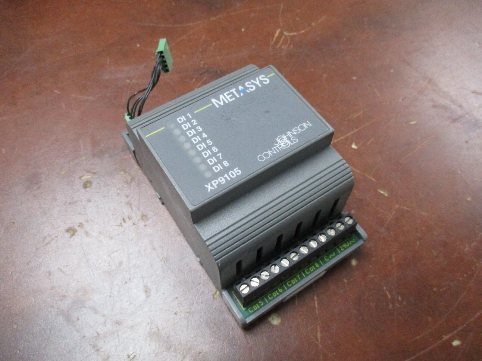 Johnson Controls Metasys XP9105 Expansion Module XP-9105-8304 Used