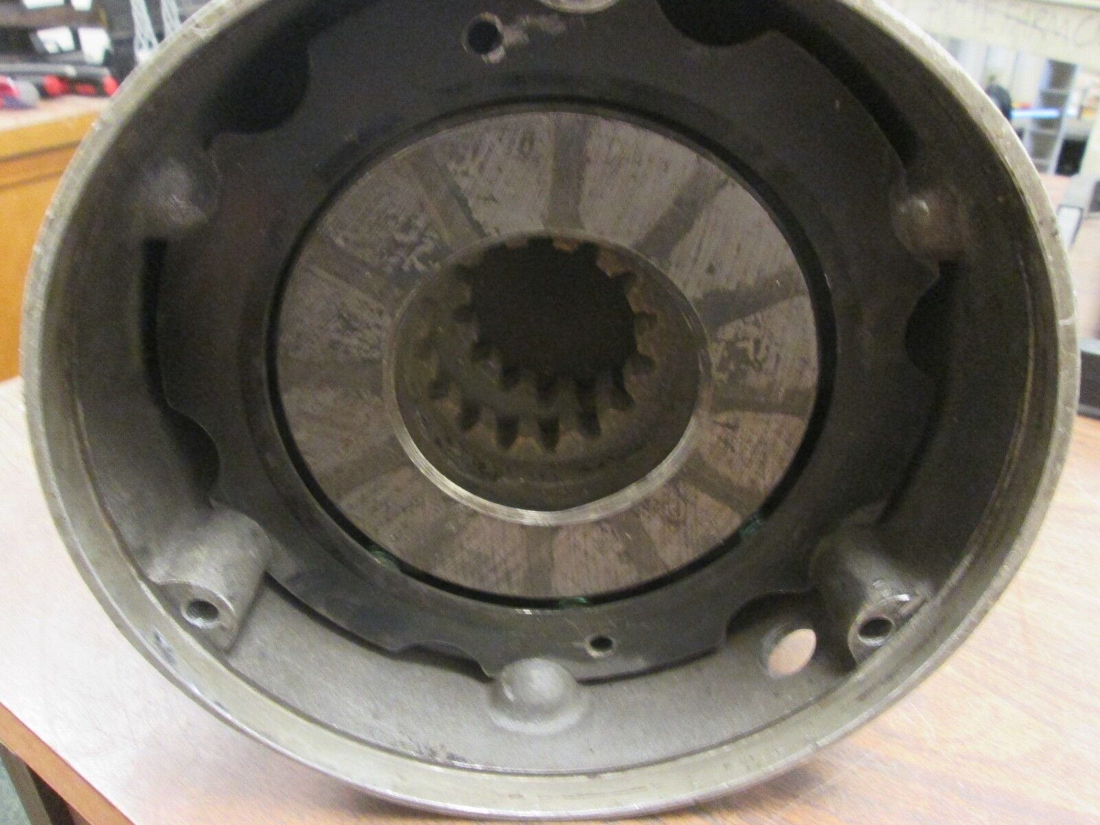 Reuland Model 29B7 Magnetic Brake OBCAZ 25 ft/lbs Torque 460V 3Ph 60Hz Used