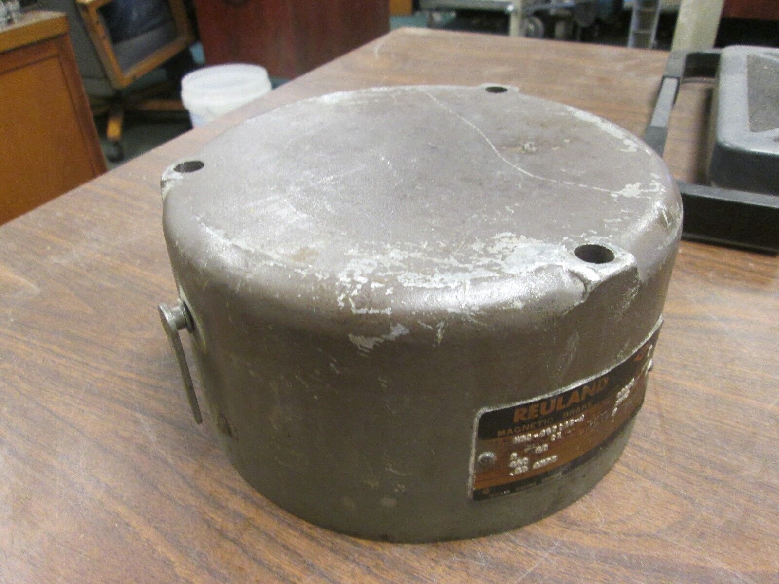 Reuland Model 29B7 Magnetic Brake OBCAZ 25 ft/lbs Torque 460V 3Ph 60Hz Used