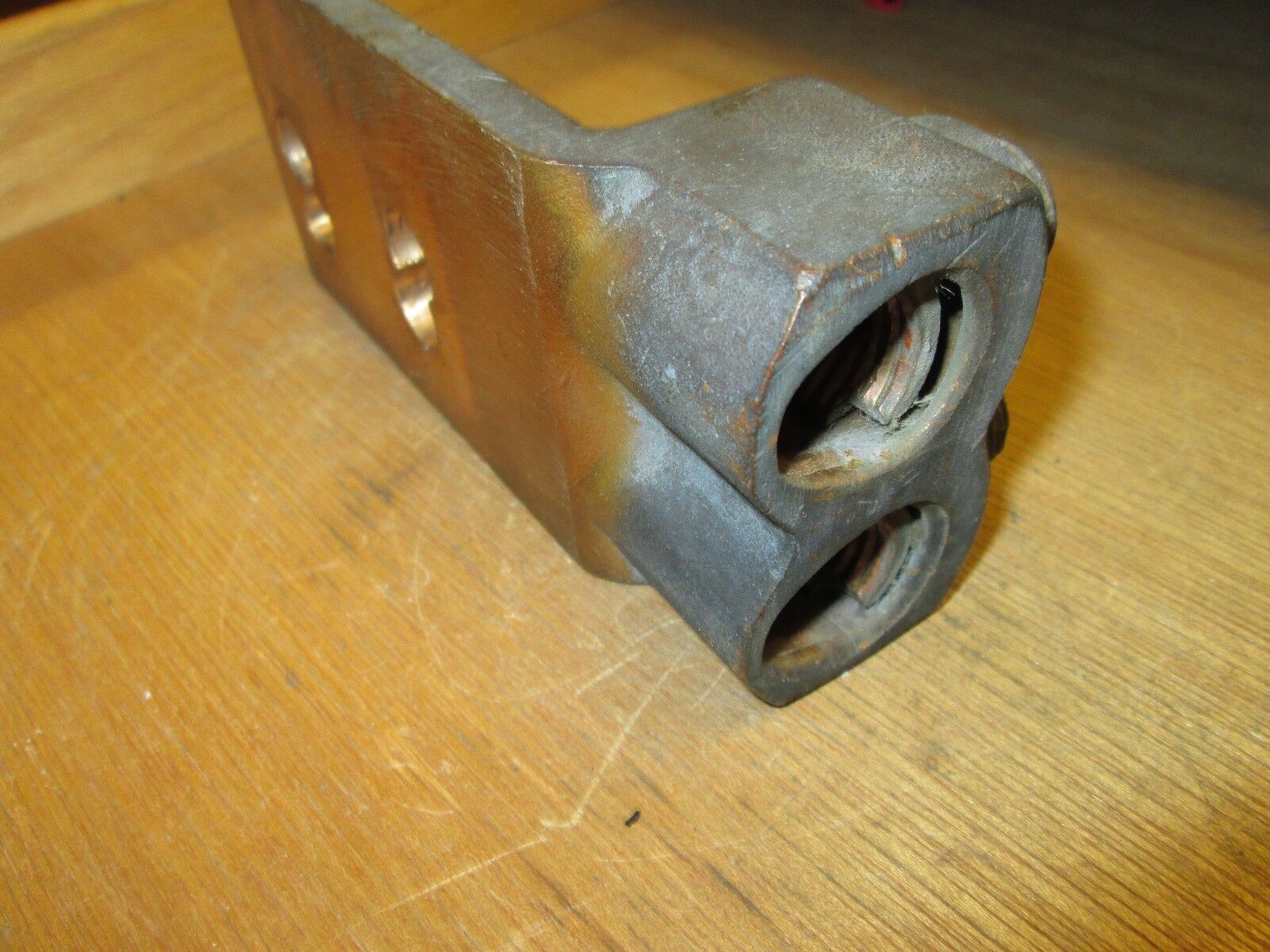 T & B Copper Mechanical Lug 300-500MCM 2W Used 2nd set of bolt holes drilled in