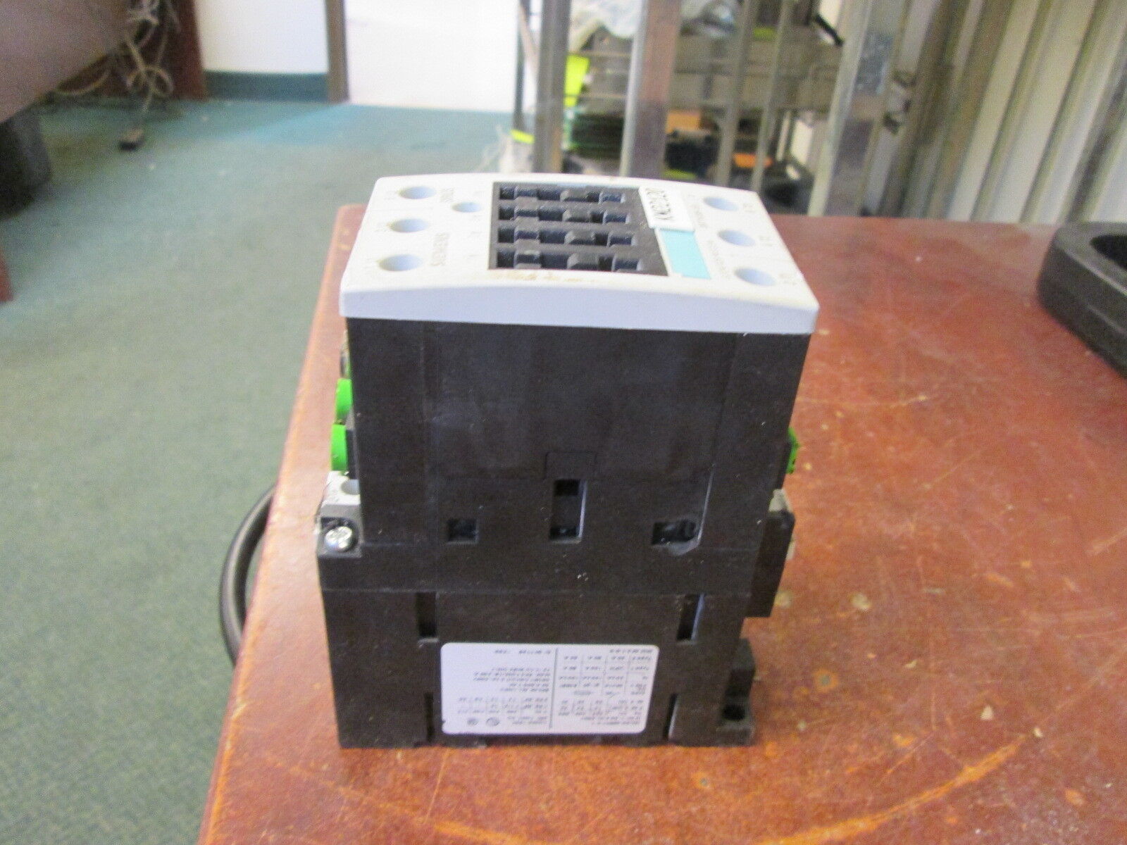 Siemens Sirius Contactor 3RT1036-1B..0 24VDC 50A 600V Used