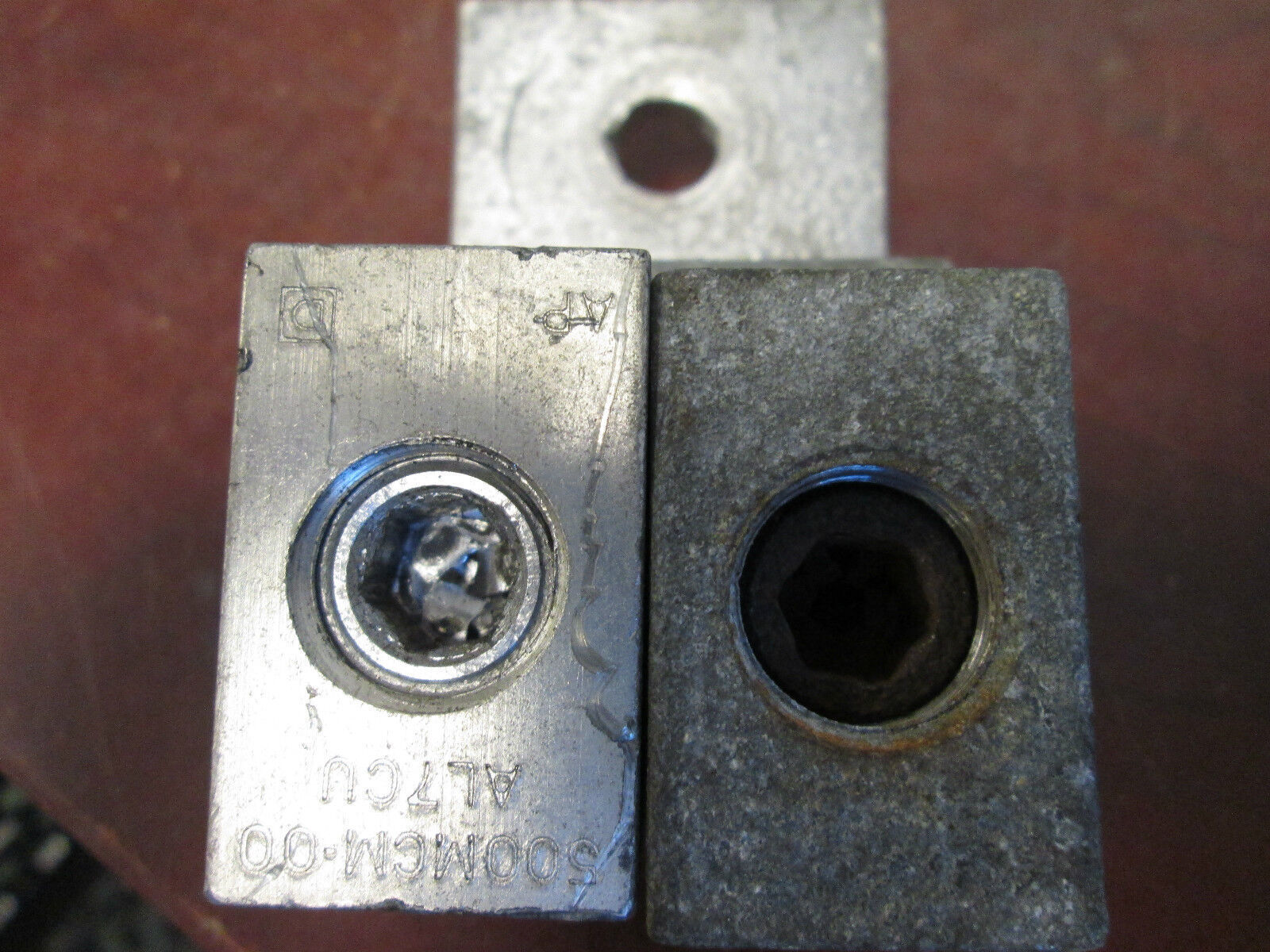 Square D Mechanical Lug 500MCM 2 Terminals Used