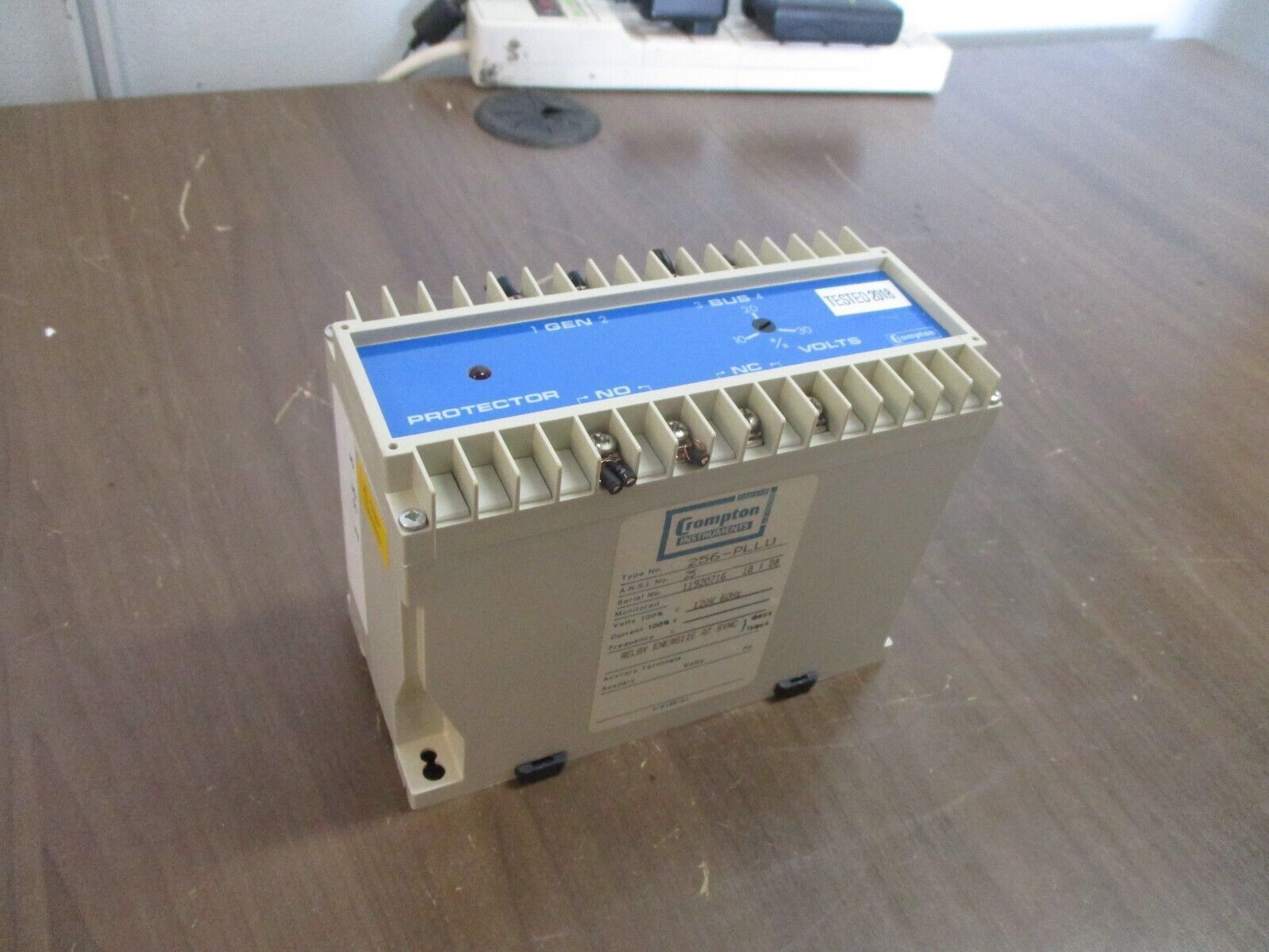 Crompton Protector Energize on Sync Relay 256-PLLU-PQBX-C6 120V 60Hz Used