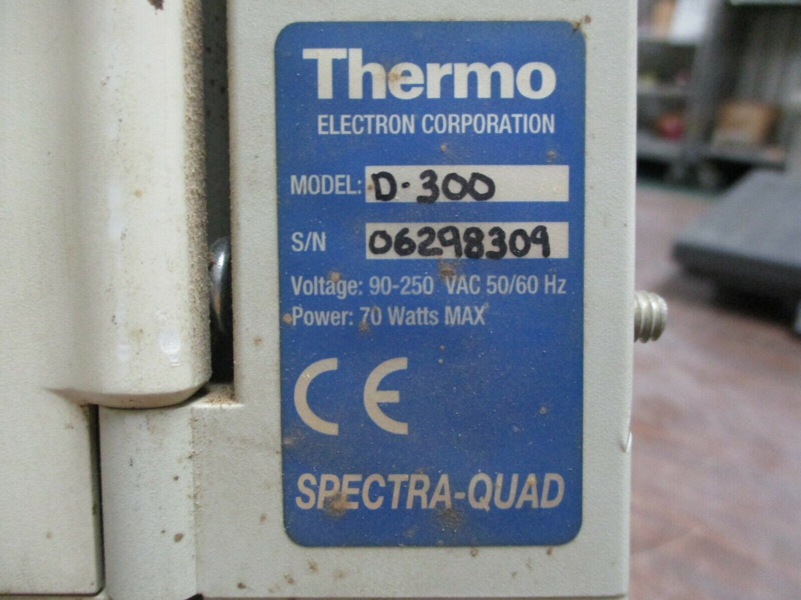 Thermo Electron Spectra-Quad Operator Interface D-300 90-250V 50/60Hz 70W Used