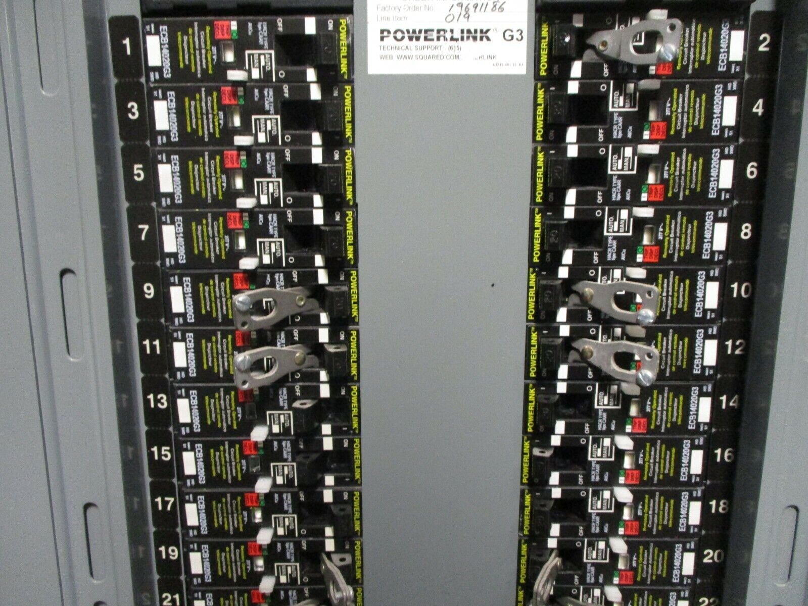 Square D Main Lug Breaker Panel NF454L2C 250A Max 208Y/120V 3Ph 4W Used