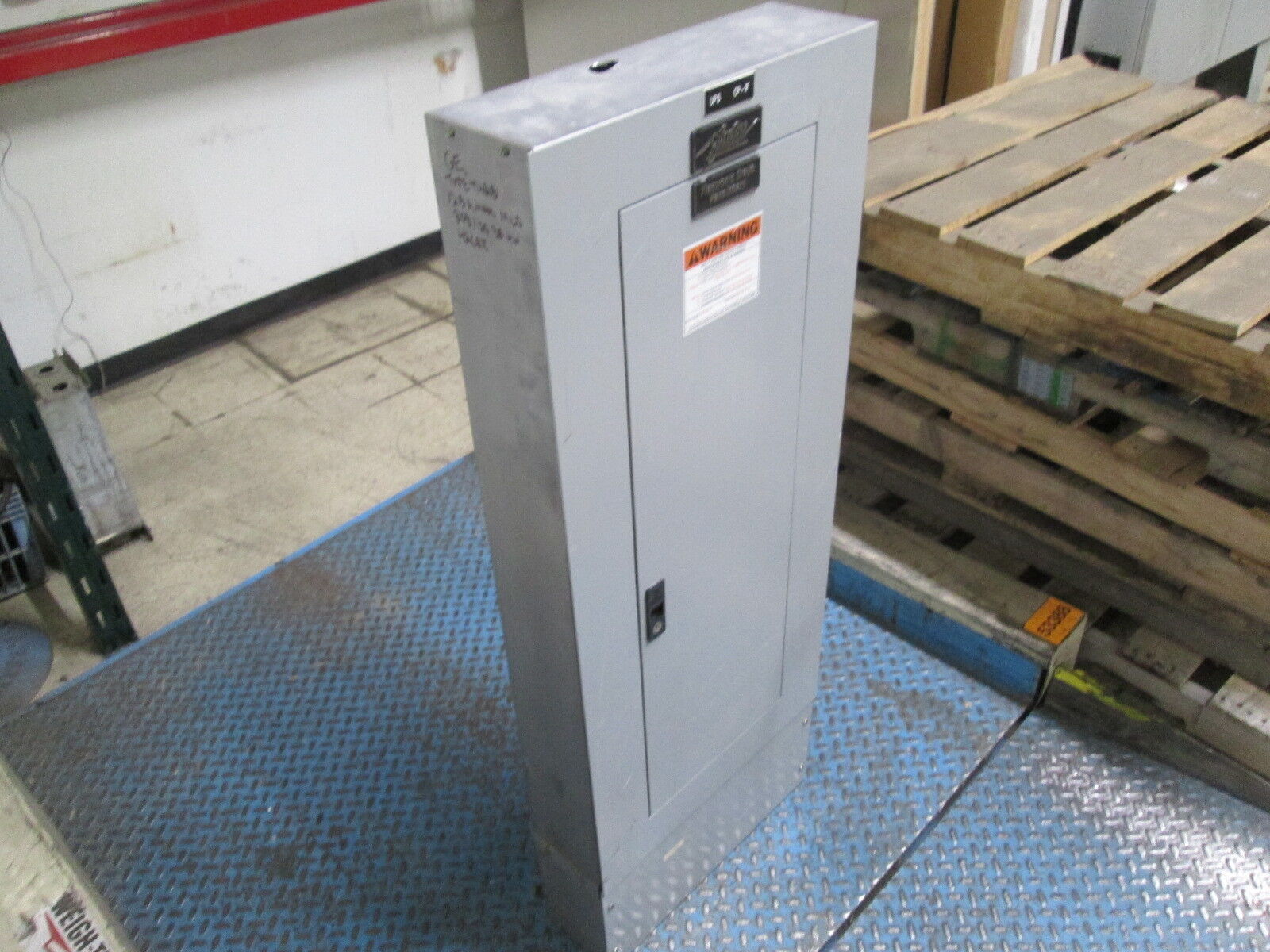 GE Main Lug Circuit Breaker Panel w/ Surge Suppressor AQF3421ABX 125A Max Used