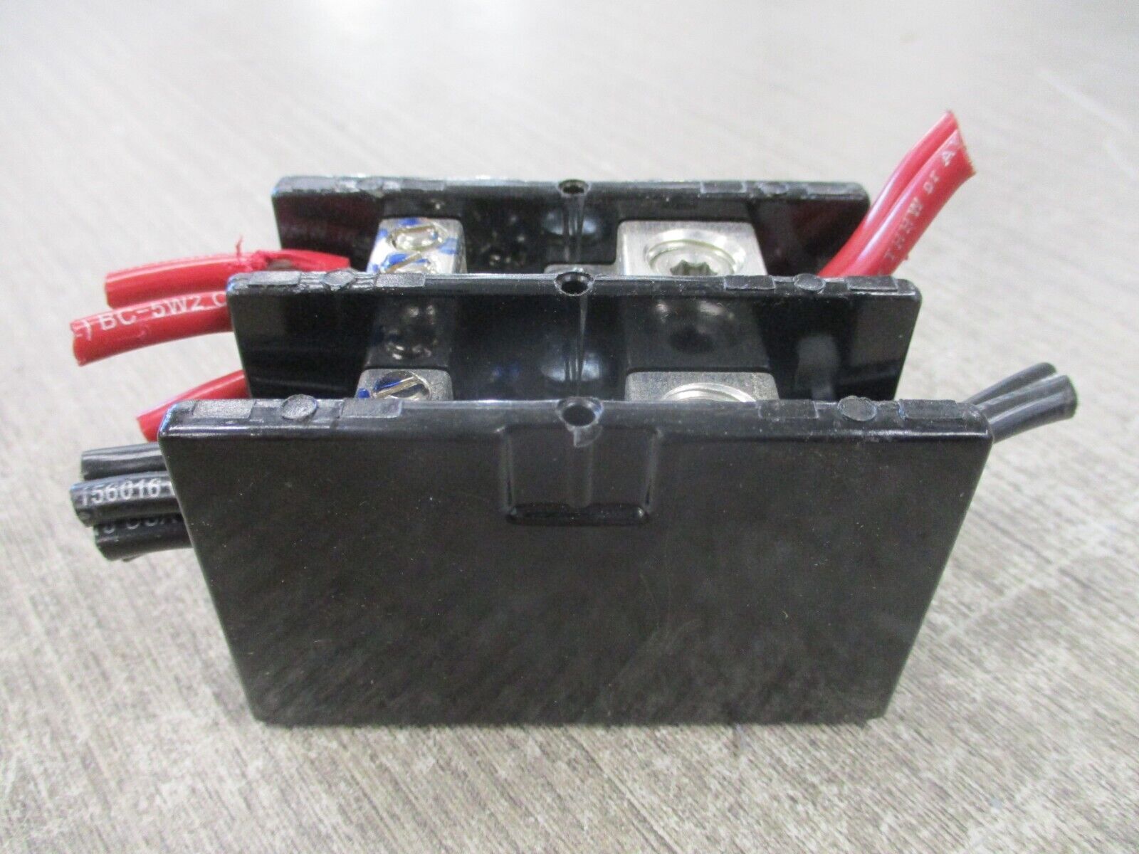 Marathon Power Distribution Block 1422570 175A 600V 2P Used