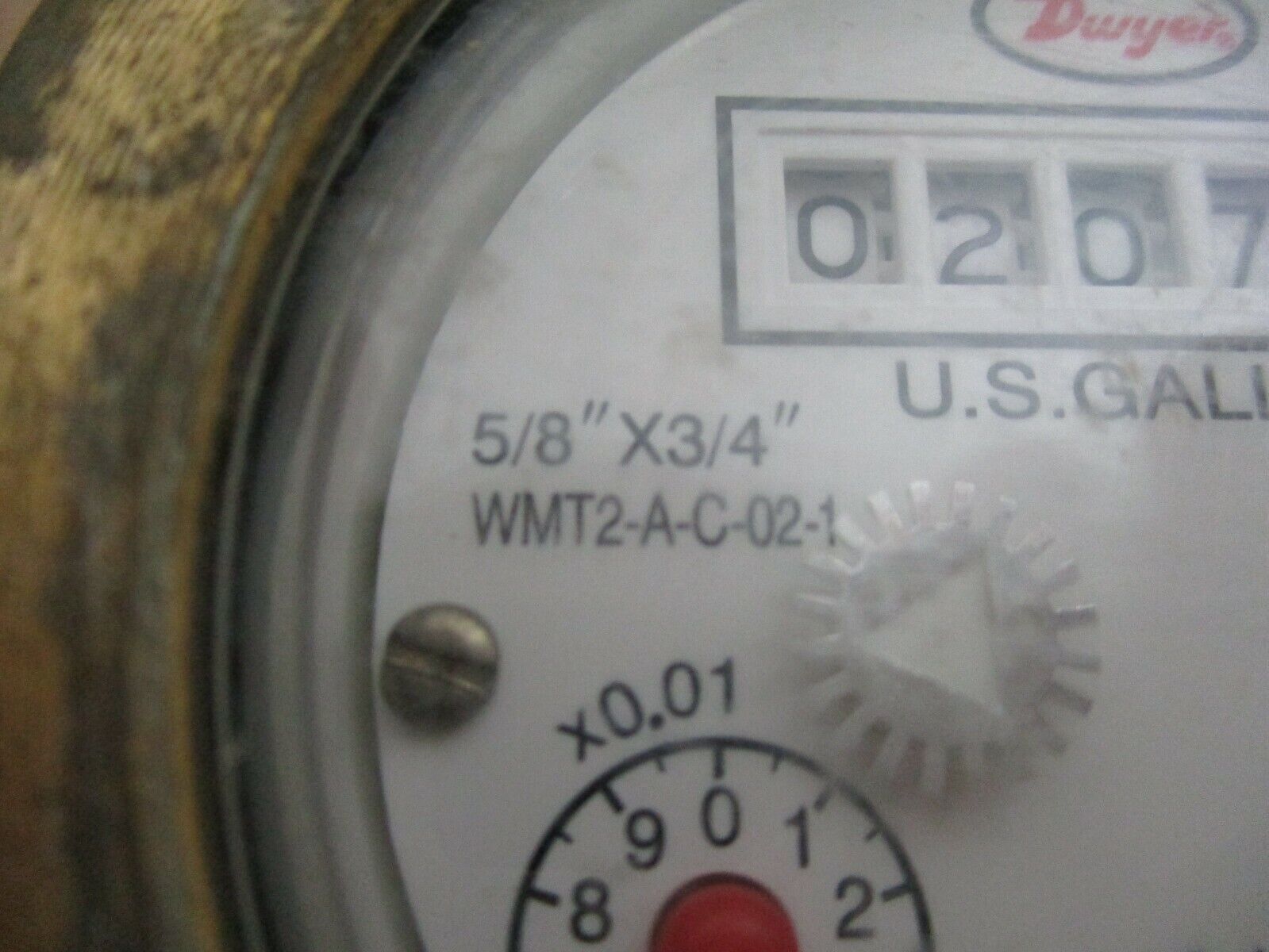 Dwyer Multi-Jet Water Meter WMT2-A-C-02-1 5/8" x 3/4" Used