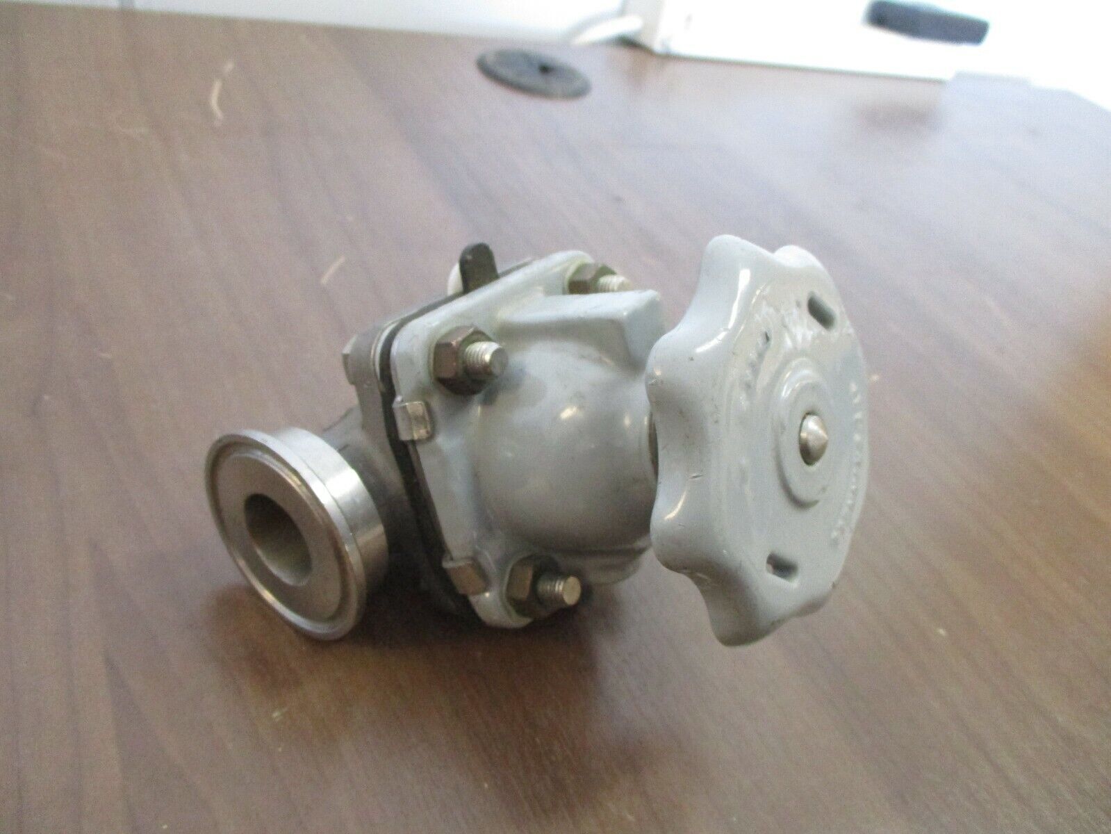 ITT Grinnell Diaphragm Valve 1819 Size: 1" Used