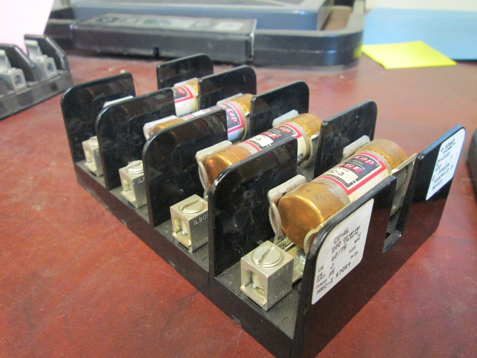 Gould/Shawmut Fuse Block 60302J 30A 600V 4P JHC 3 Fuses Used