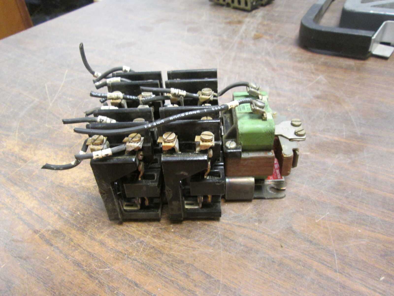 GE Machine Tool Relay CR2810A14EG 10A 600V 115V Coil Used