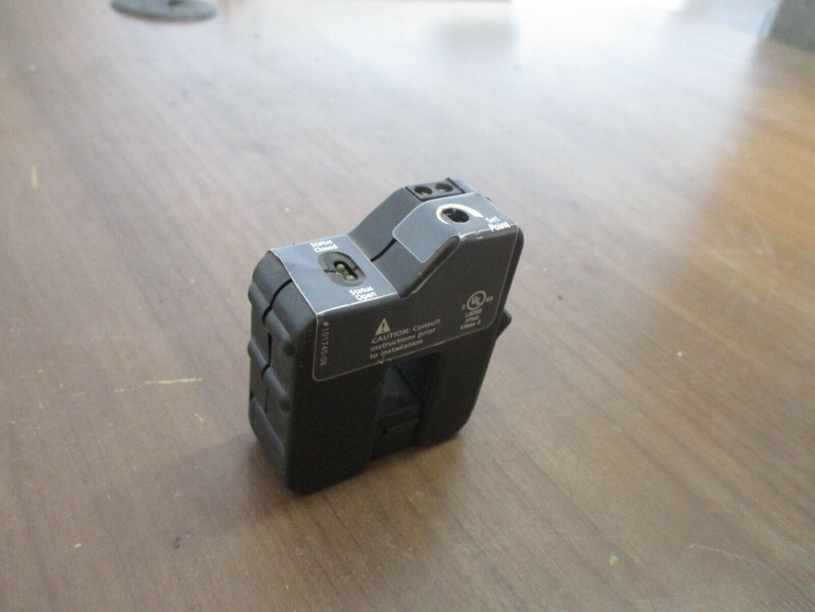 Veris Hawkeye Digital Adj. Current Switch 608 175A 600V *Broken Plastic* Used