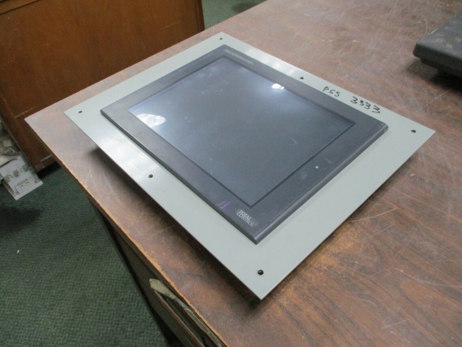 GE Fanuc Automation Quickpanel QPLCTDE0000-A 24VDC 2.1A Used