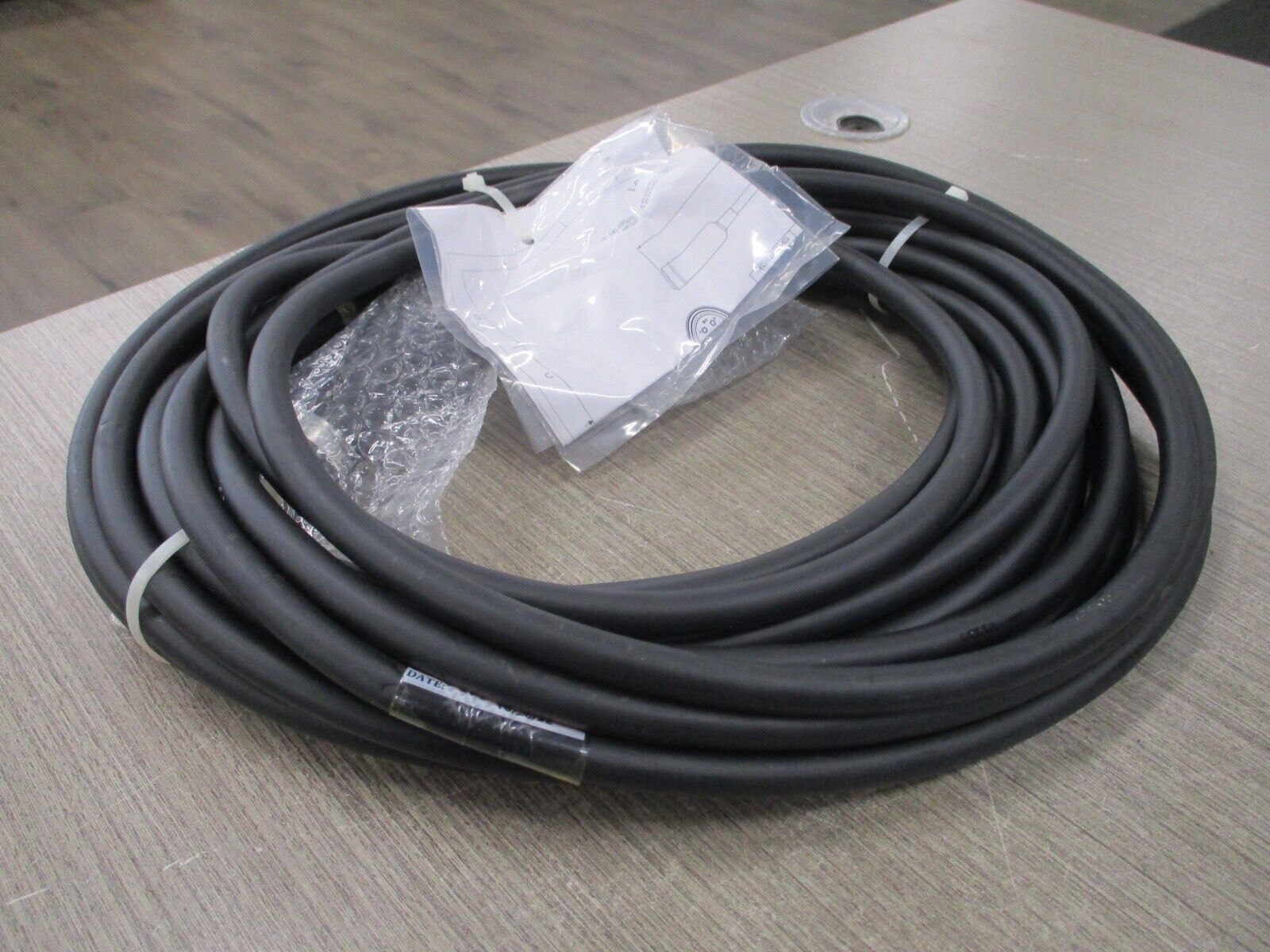 Flex-Cable Servo Cable FC-U2FPAHF-14S-E054 Used