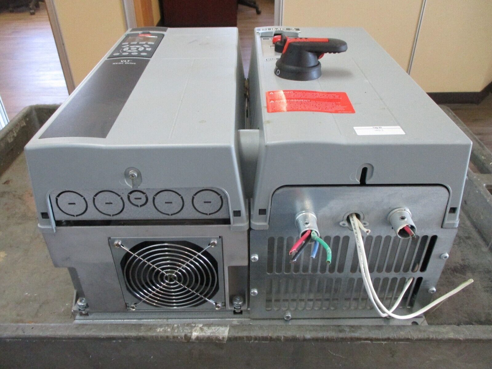 Danfoss VLT Drive w/ Bypass 131F0748 7.5HP 3Ph w/ Keypad Used