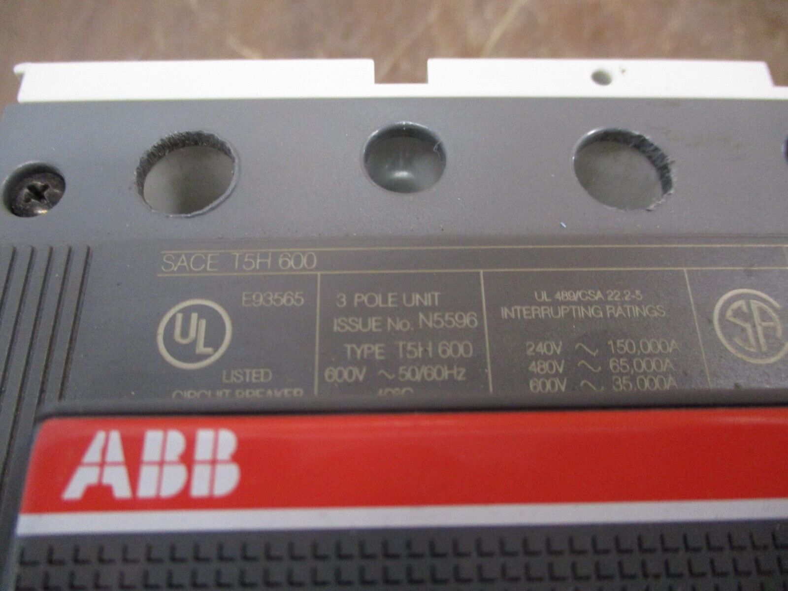 ABB SACE Tmax Circuit Breaker T5H 600 600A 600V 3P w/ PR221DS Trip *No Lugs*