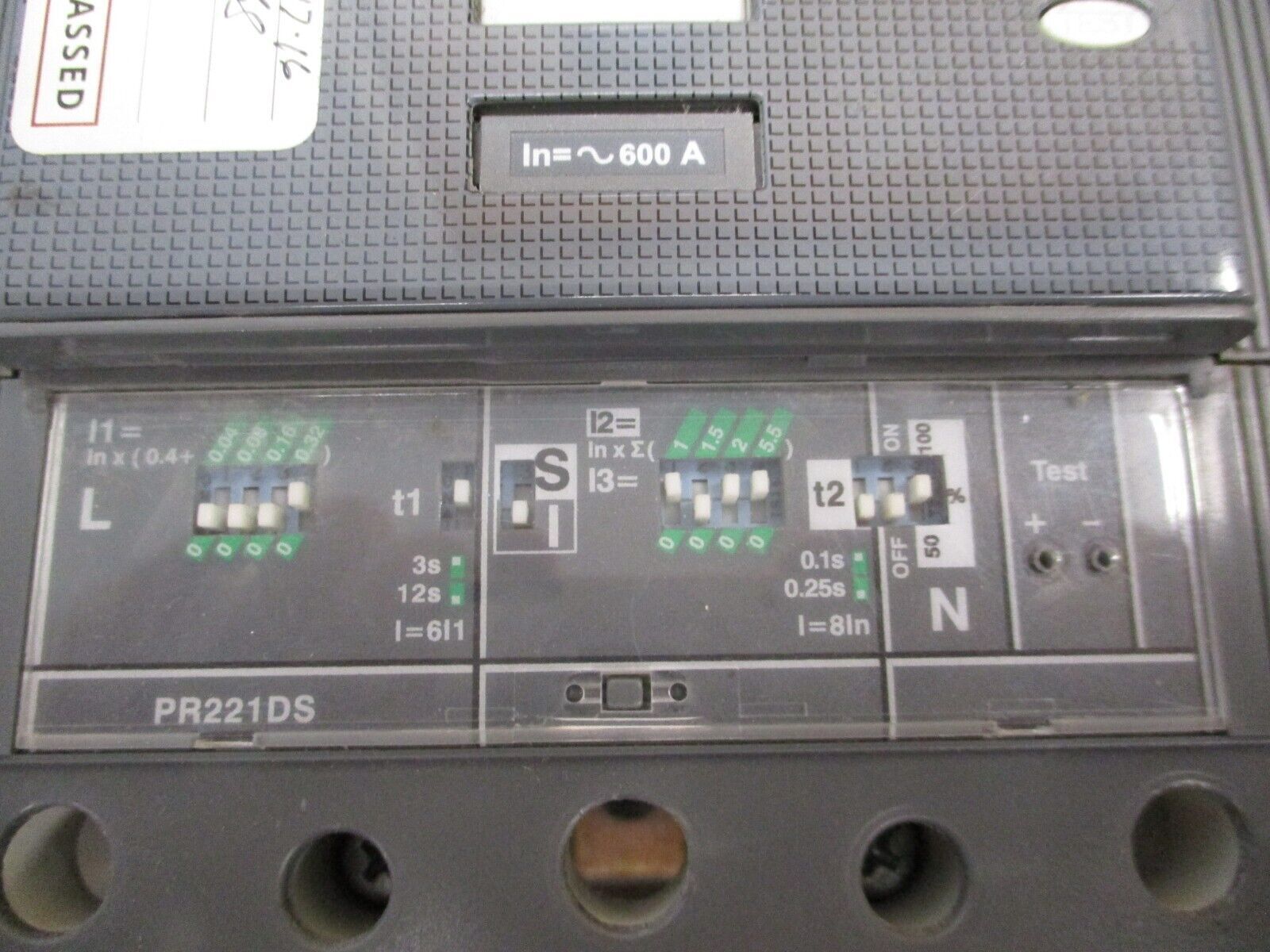 ABB SACE Tmax Circuit Breaker T5H 600 600A 600V 3P w/ PR221DS Trip *No Lugs*