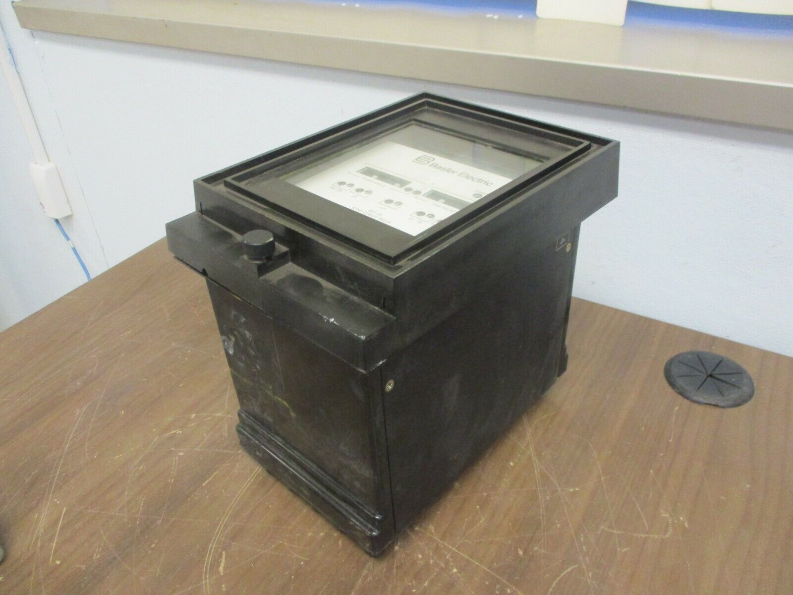 Basler Electric Solid-State Protective Relay Sync Check BE1-25 M1E A7P N5RIF