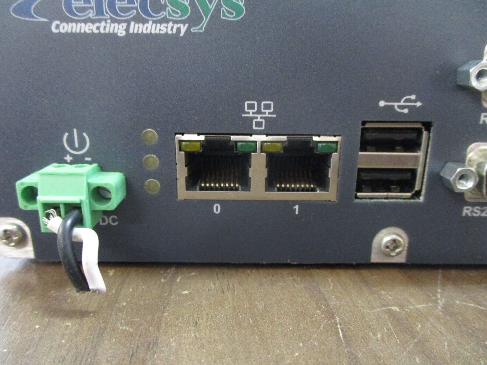 Elecsys Director Z2 Edge-of-Network Gateway DZ2-CES-01 Used