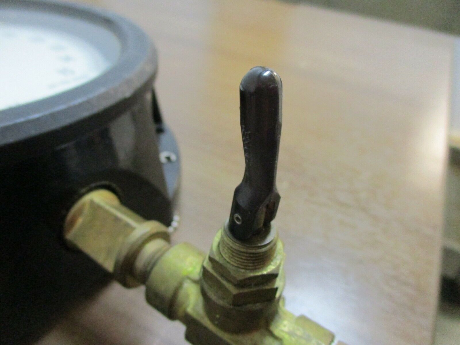 Robertshaw Acragage Test Gage Range: 0-15PSI Used