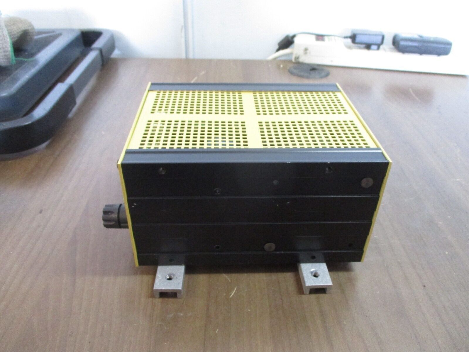 Acopian Regulated Power Supply B5G400 Used