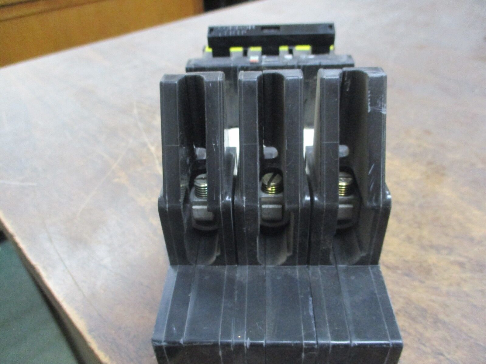 Square D PowerLink AS Remotely Operated Circuit Breaker EHB34020AS 20A Ser. 2