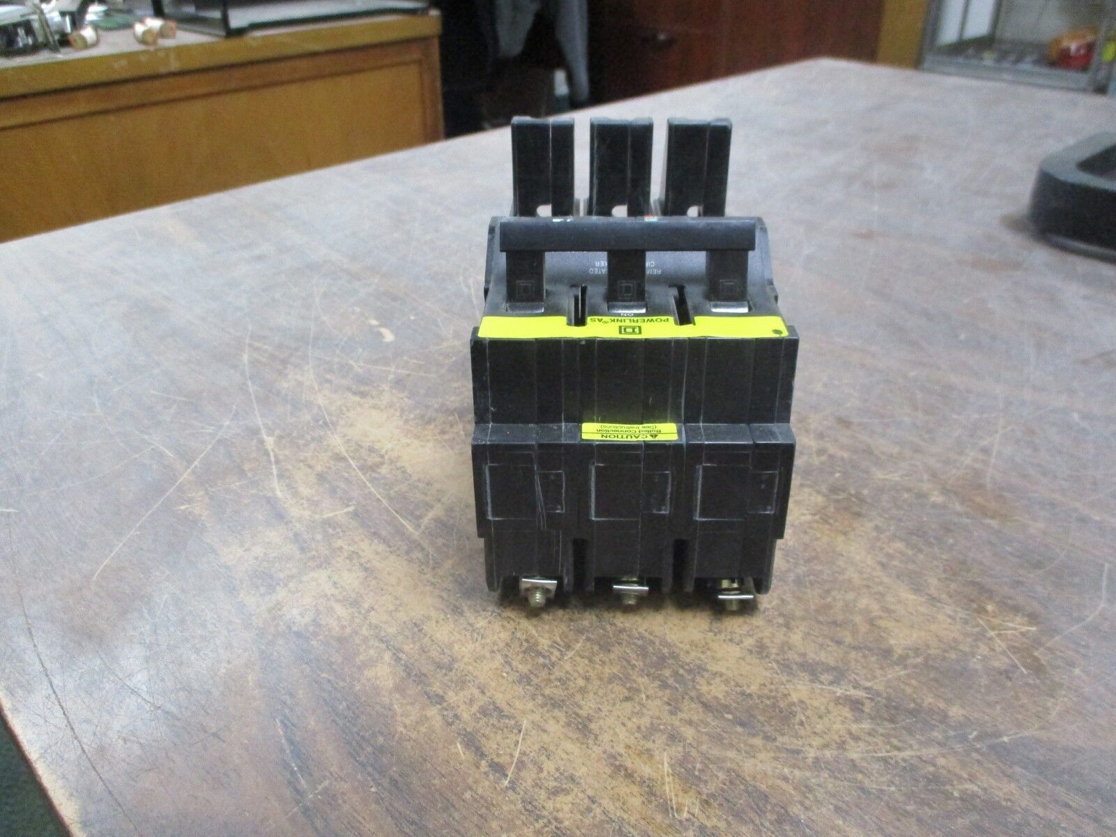 Square D PowerLink AS Remotely Operated Circuit Breaker EHB34020AS 20A Ser. 2