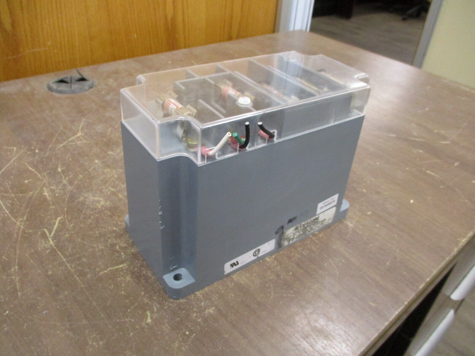 Flex-Core Potential Transformer 2VT460-480FF Pri: 480V Ratio 4:1 60Hz Used