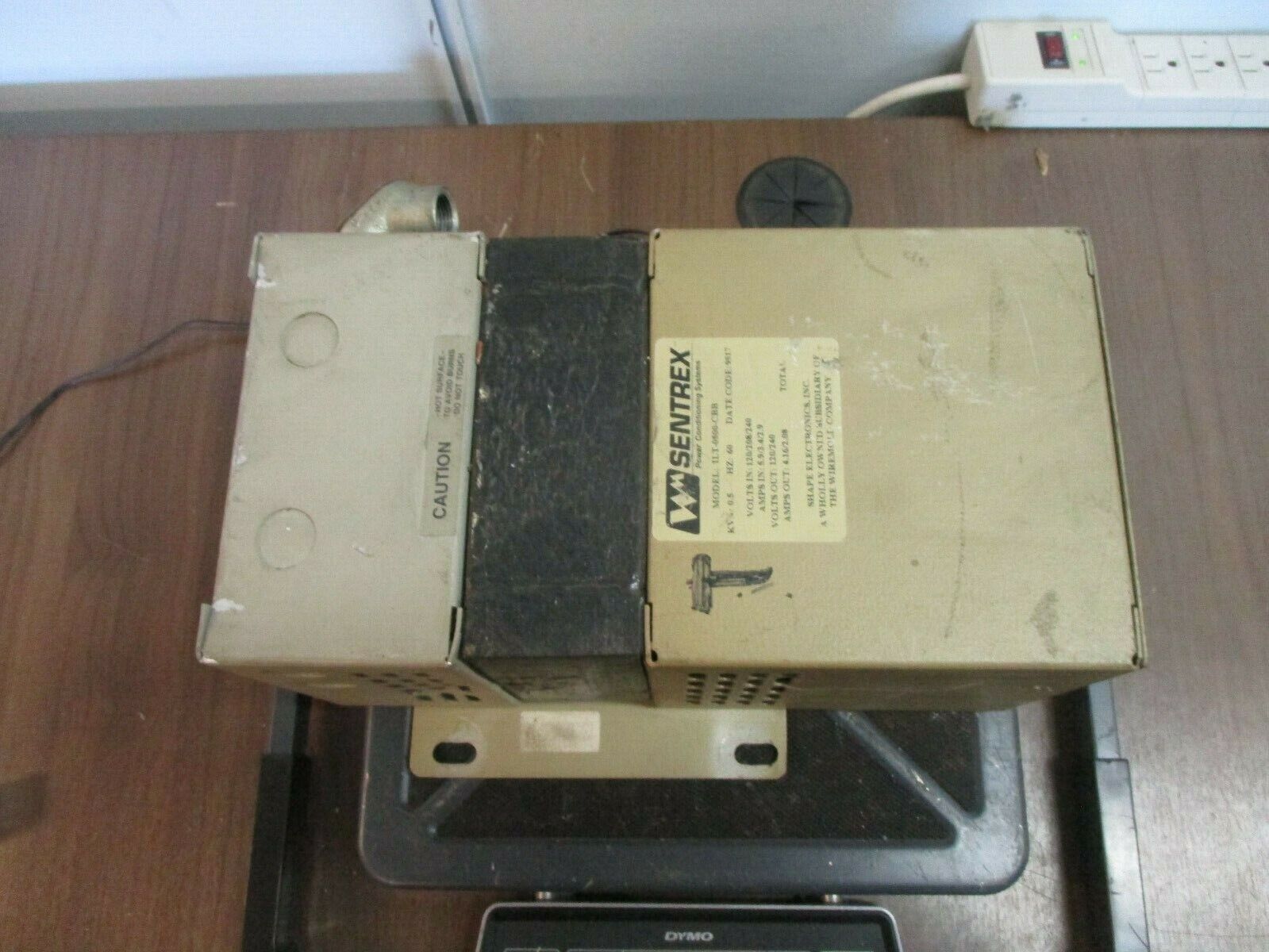 Shape Electronics Sentrex Power Conditioner ILT-0500-CBB 0.5 kVA 60Hz Used