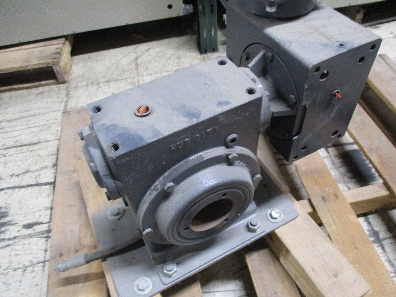 Hub City Worm Gear Reducer w/ Motor 0220-81874 Model 4505 Ratio: 2400/1 Used